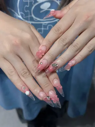 ネイル Eli Muse 新宿ネイルのネイルデザイン