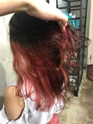 セミロング カラー パーマ ヘアアレンジ メンズ キッズ ネイル マツエク・マツパ サロンドミルク 渋谷高比良のヘアスタイル