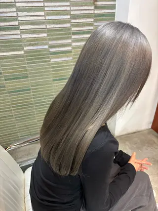 ロング イナイ ハルカのヘアスタイル