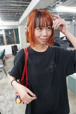 ミディアム カラー パーマ ヘアアレンジ デザインカラー/ボブ ブリーチカラー/ユリのヘアスタイル
