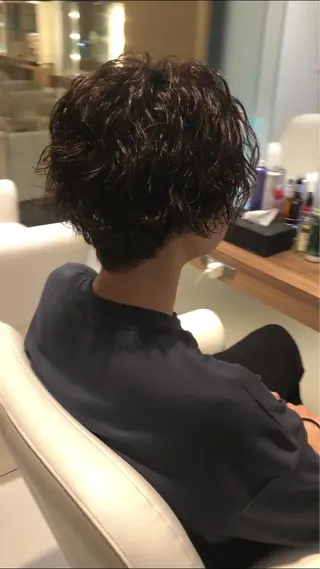パーマ メンズ 波巻きスパイラル 河原崎　基のヘアスタイル