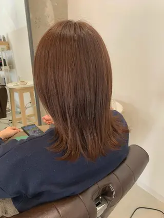 ミディアム カラー 眞名子 瑞紀のヘアスタイル