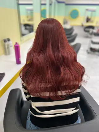 ロング カラー 🧸レイヤー× ベージュ🥯カホ🍯のヘアスタイル