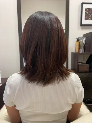 ミディアム 黒川 名津美のヘアスタイル