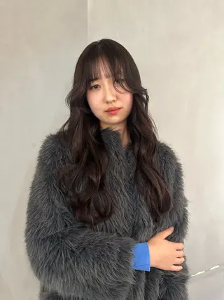 ロング カラー 美髪・シールエクステ ホソタニリョウコのヘアスタイル