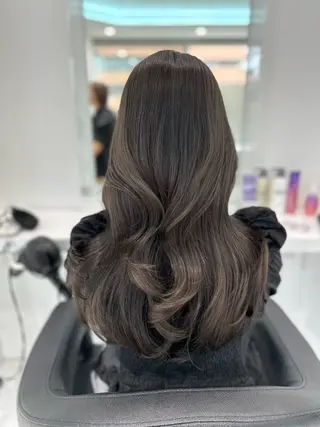 カラー 安原 幸生のヘアスタイル