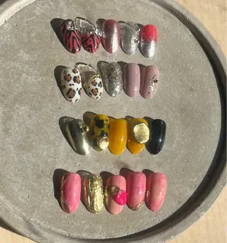 ショート 2DY NAIL SALONのネイルデザイン