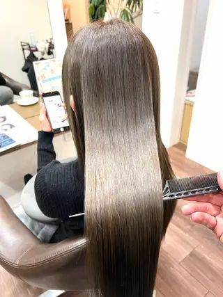 ロング カラー 利根川 海響のヘアスタイル