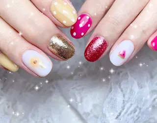 ネイル FLARE NAIL フレアネイルのネイルデザイン
