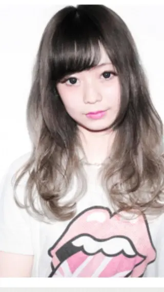 セミロング 嶋崎 留美のヘアスタイル