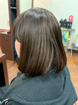 カラー おせ ちさとのヘアスタイル