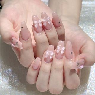 ネイル Queens テイのネイルデザイン