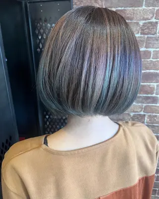 ショート カラー パーマ ヘアアレンジ メンズ キッズ ネイル マツエク・マツパ アイブロウ 久木原 ゆりのヘアスタイル