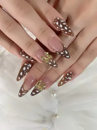 ネイル YOLO NAILのネイルデザイン