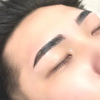 アイブロウ M'sアイブロウ SAYAKAの眉毛・アイブロウイメージ