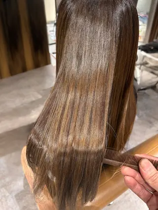 ロング 髪質改善✨透明感カラ ー🌈シエルブルーのヘアスタイル