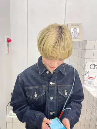 ショート カラー 関 京磨のヘアスタイル
