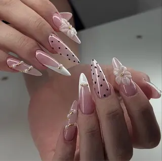 ネイル Julie Nail Rinのネイルデザイン