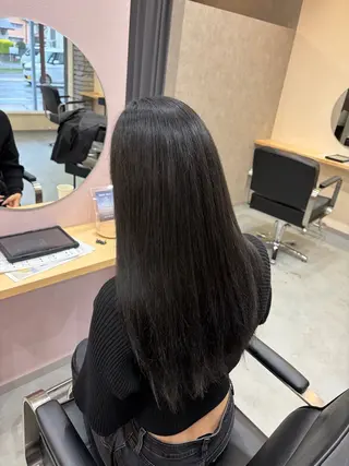 ロング カラー 🎀透明感カラー /ケアブリーチ🎀のヘアスタイル