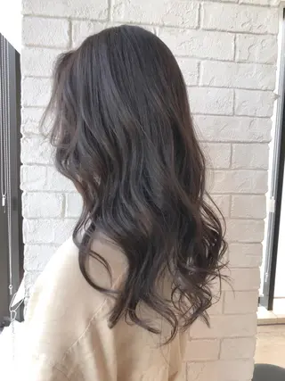 セミロング カラー 【透明感、艶髪】西村 有司のヘアスタイル