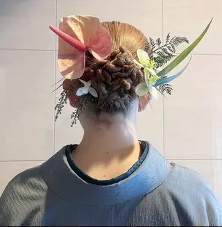 ヘアアレンジ 酸性ストレート /暖色カラー/ユイカのヘアスタイル
