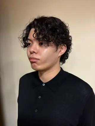 ショート パーマ メンズ 浅岡 昭汰のヘアスタイル