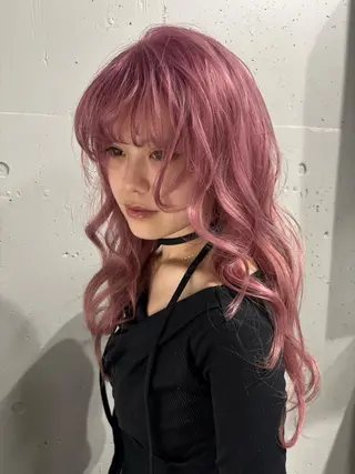 カラー セミロング ハイトーン😺艶 ✨ブリーチ✨透明感のヘアスタイル