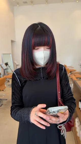 ミディアム 羽鳥 菜々子のヘアスタイル