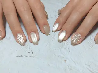 ネイル YUMI NAGAI のネイルデザイン