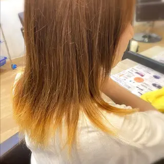 カラー ソウワ ヒナコのヘアスタイル