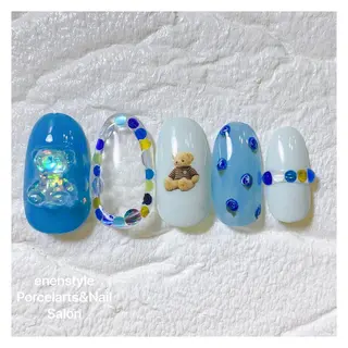 ミディアム ネイル 🐾enen style 🐾のネイルデザイン