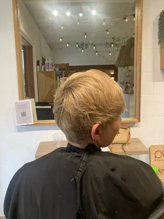 ショート カラー 席数2席プライベート /マンツーマンサロンのヘアスタイル