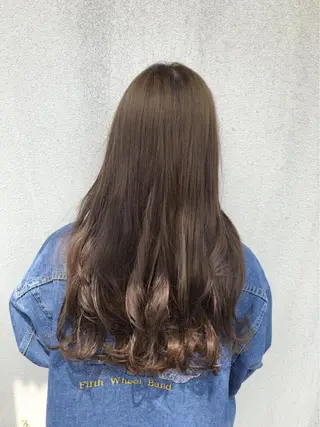 カラー スイトウ アオイのヘアスタイル