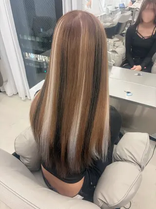 ロング 三尾 樺緒のヘアスタイル