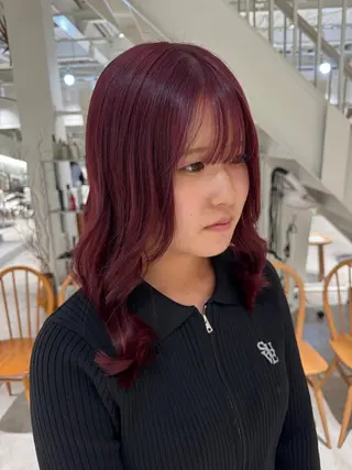 カラー 本田 実可子のヘアスタイル