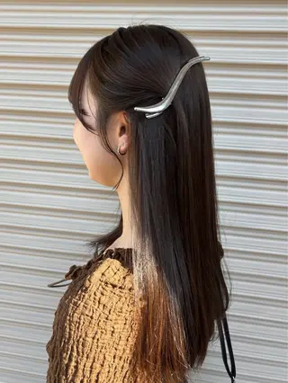 ロング カラー Karin／ レイヤーブリーチ🥀のヘアスタイル