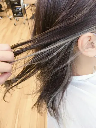 カラー 神田 菜々子のヘアスタイル