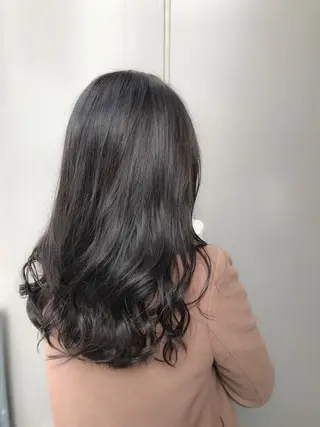 セミロング カラー 【透明感、艶髪】西村 有司のヘアスタイル