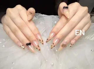 ネイル EN salon yomiのネイルデザイン