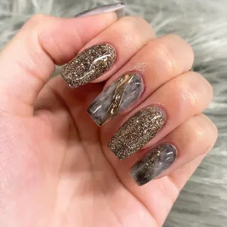 ロング ネイル Y. Sのネイルデザイン