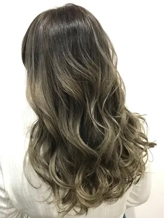 ロング カラー 若杉 諒のヘアスタイル