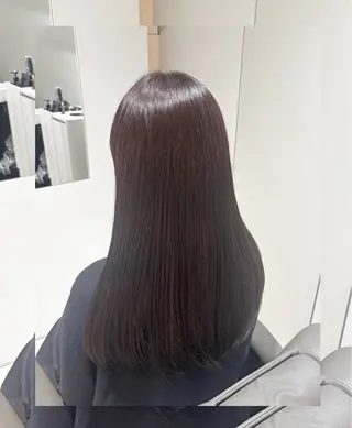 ロング カラー 白土 さくらのヘアスタイル