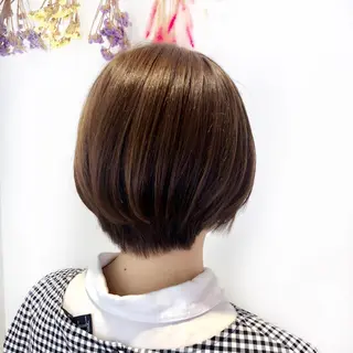 ショート カラー 小顔レイヤー/ ベージュ🤍Rieのヘアスタイル