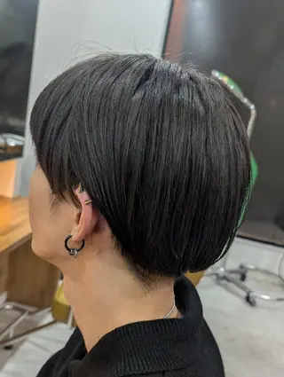 カラー メンズ 桑原 彩花のヘアスタイル