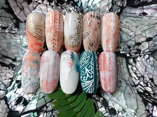 ロング Blowe ニュアンスのネイルデザイン