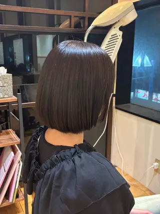 ミディアム カラー おもだか　がく /横須賀中央のヘアスタイル