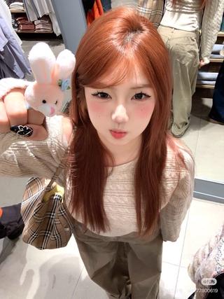 ロング カラー 暖色カラー✨韓国 レイヤーkanatoのヘアスタイル