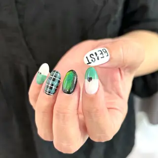 ネイル 佐藤 渚紗のネイルデザイン