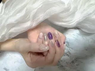 ネイル Blowe ニュアンスのネイルデザイン