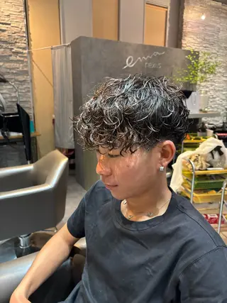 パーマ メンズ 井口 琉希のヘアスタイル